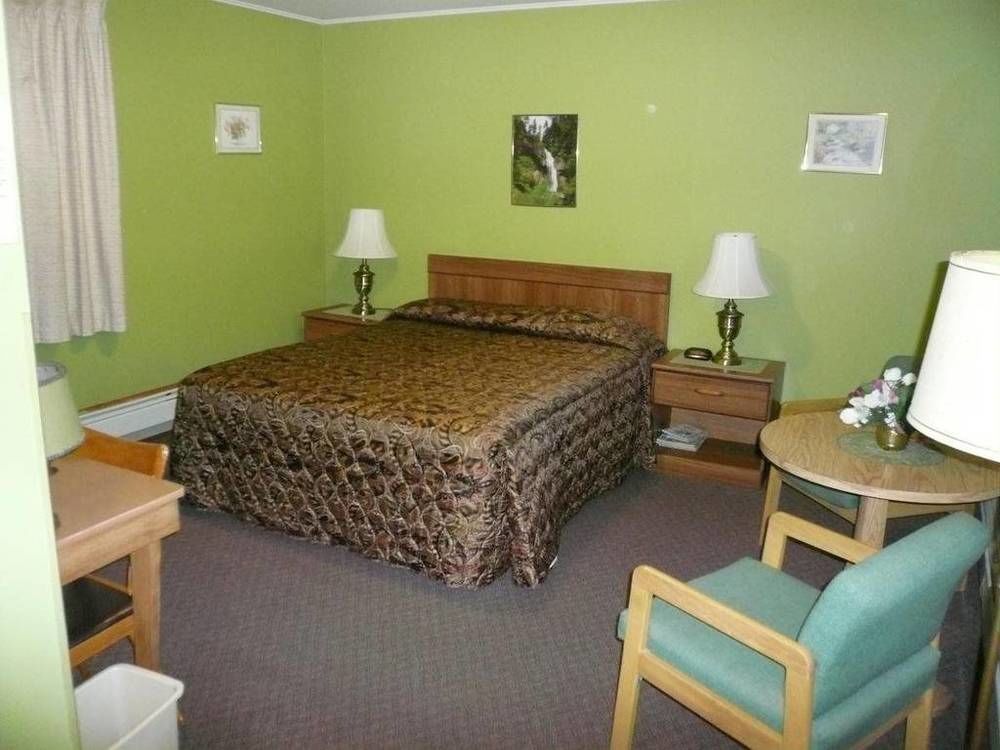 Motel The Village 3*
